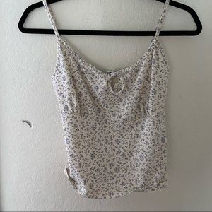 brandy Melville |floral top| NEVER WORN*